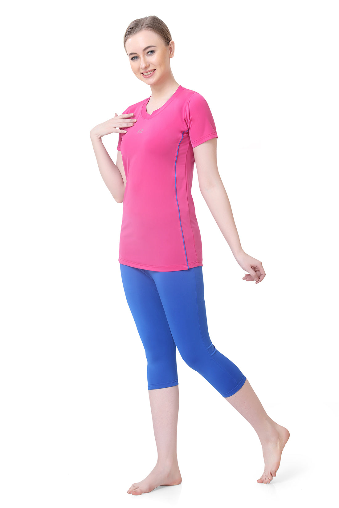 WOMENS TWO PIECE TSHIRT & CAPRI SET