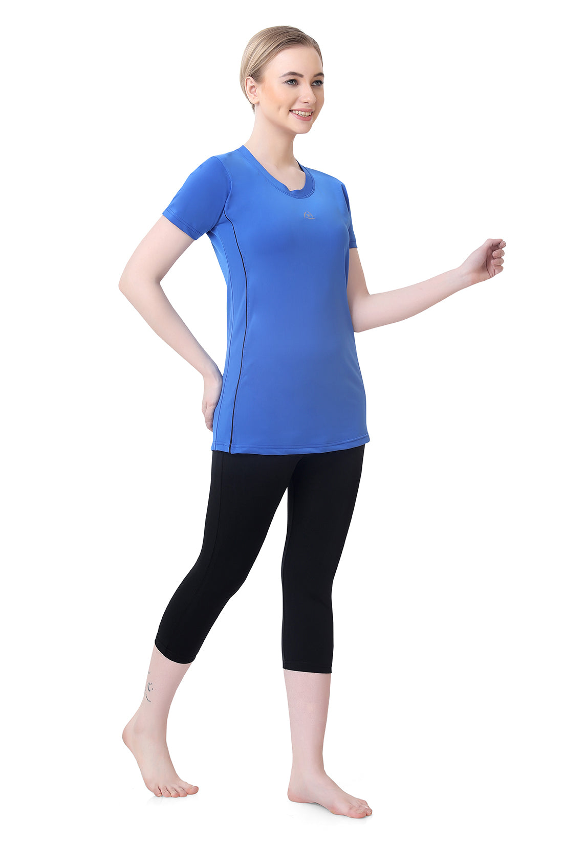 WOMENS TWO PIECE TSHIRT & CAPRI SET